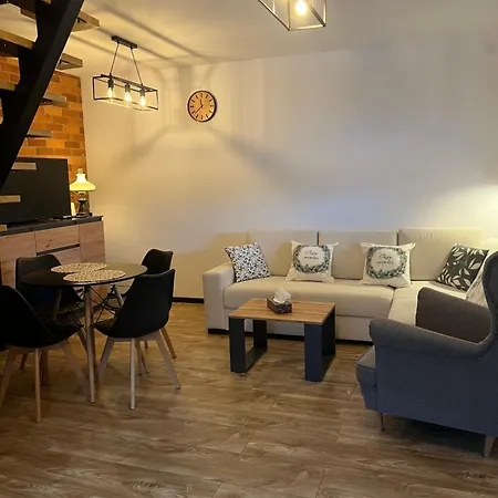 Nest Haus Domek alpejski *